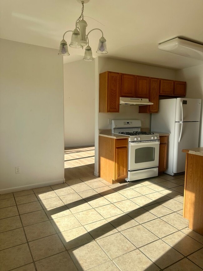 Foto del edificio - 3 Bedroom 2 Bath Condo in New Castle