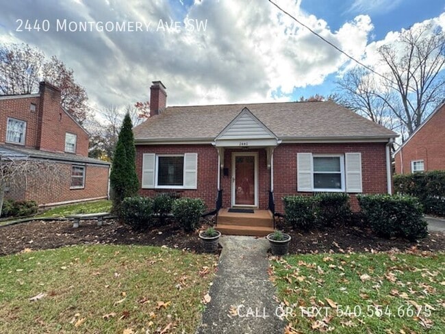 Photo - 2440 Montgomery Ave SW House
