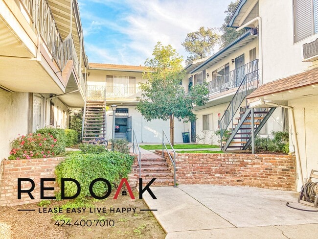 Foto del edificio - 630 N Cerritos Ave