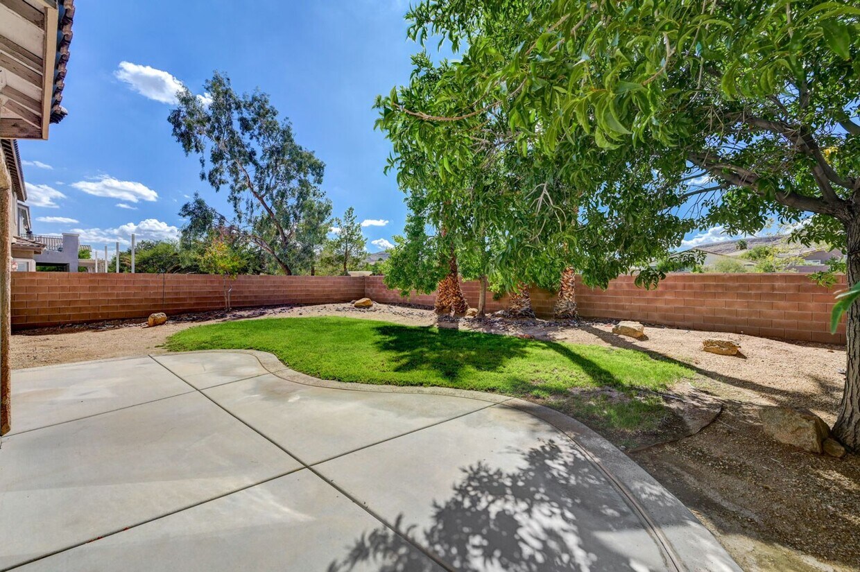 Foto principal - Southern Highlands Single Family Home