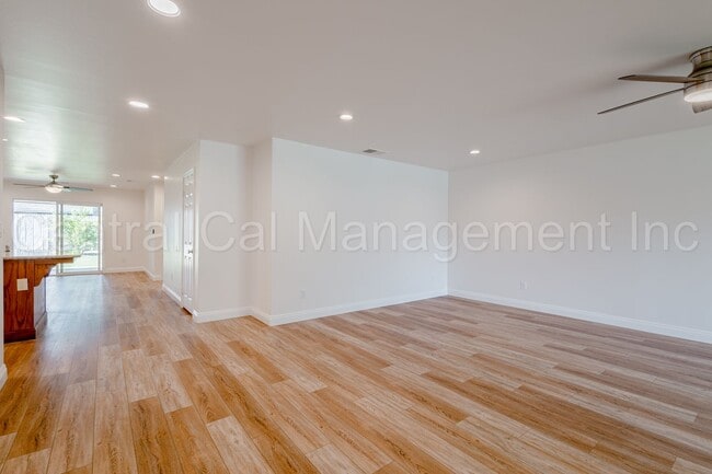 Building Photo - 4 Bedroom/2 Bath Home with Solar - $2695 p...