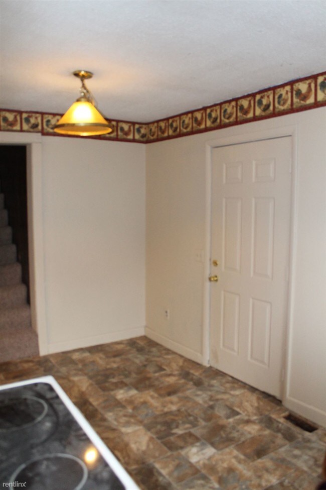 Building Photo - 209 Reed Ave