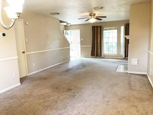 Foto del edificio - 2602 Springstone Dr