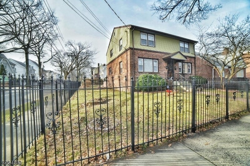 340 Montclair Ave, Newark, NJ 07104 House Rental in Newark, NJ