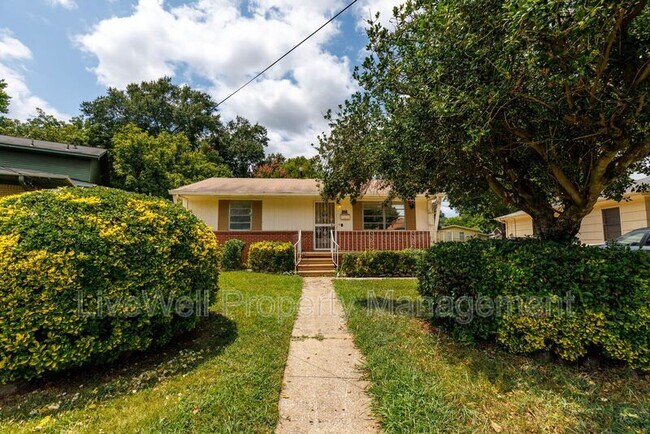 Foto del edificio - 856 Center Way SW