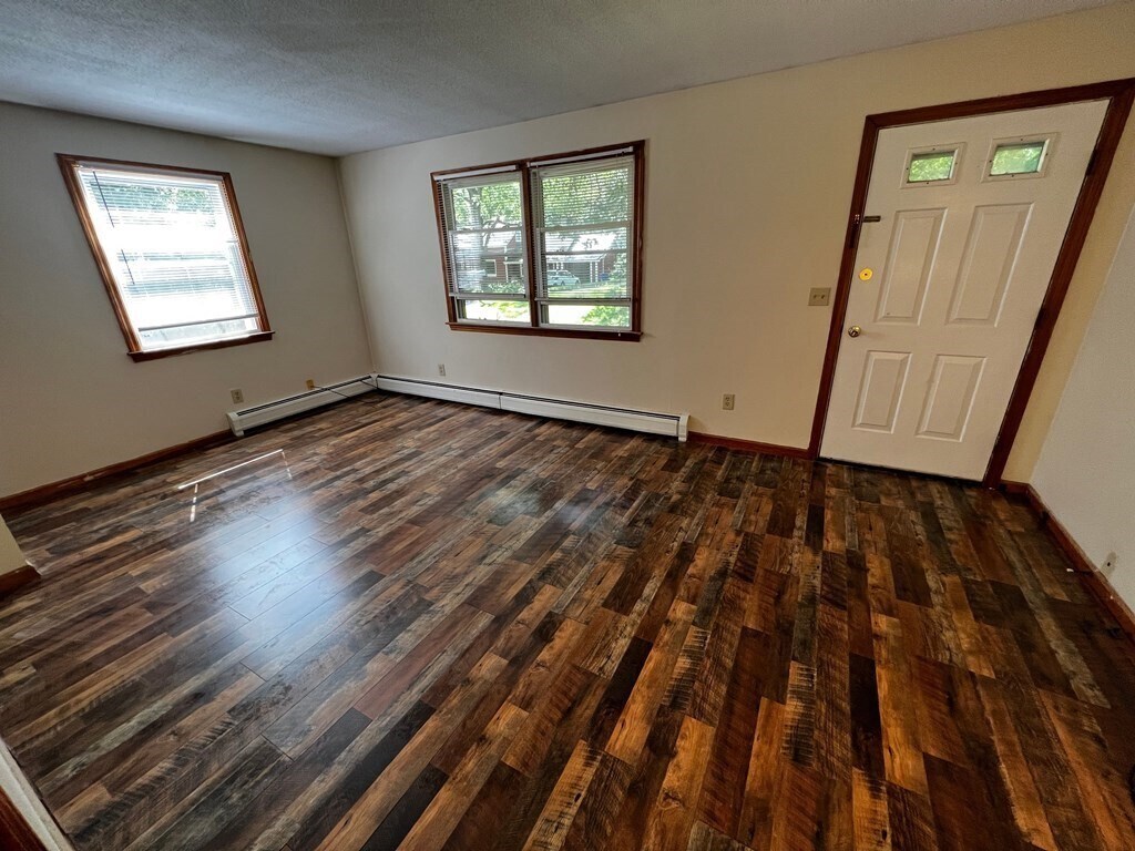 35 N Whitney St, Amherst, MA 01002 Townhome Rentals in Amherst MA