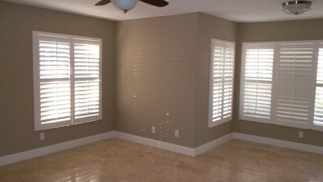 Building Photo - 1st Floor Condo / Conway Area