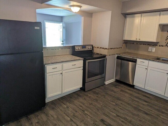 Building Photo - 7007 113th Street