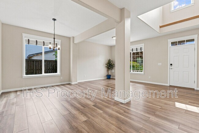 Foto del edificio - 9711 Nottingham Dr