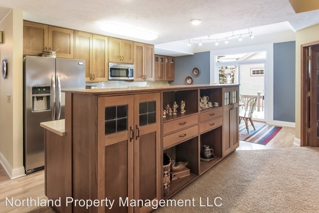 Building Photo - 12047 S Elk Run Dr