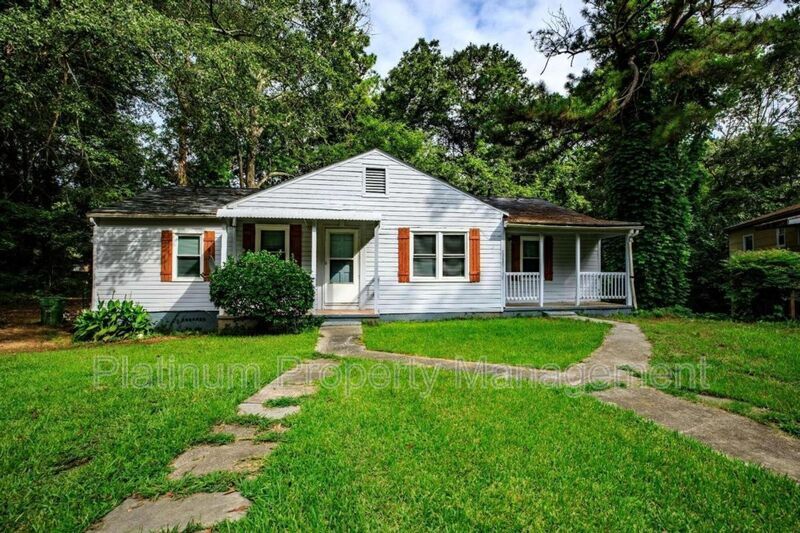 Primary Photo - 1361 Byrere Terrace SW