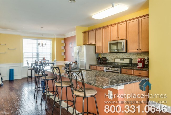 Building Photo - 3 br, 2.5 bath  - 3528 Woodlake Dr Unit 25