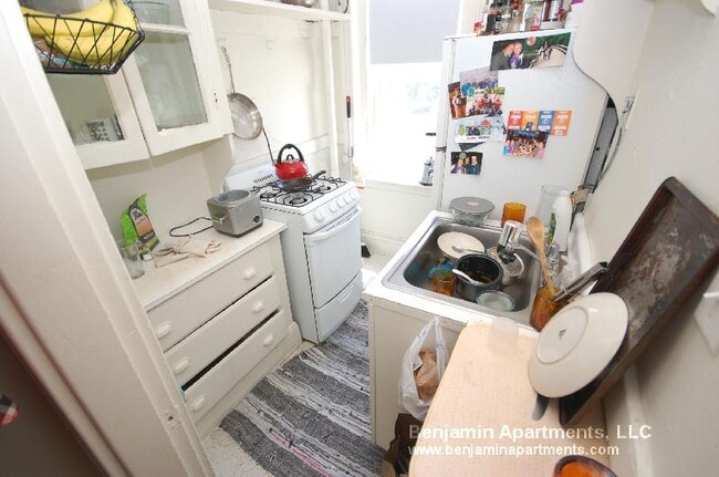 Building Photo - 1185 Boylston St