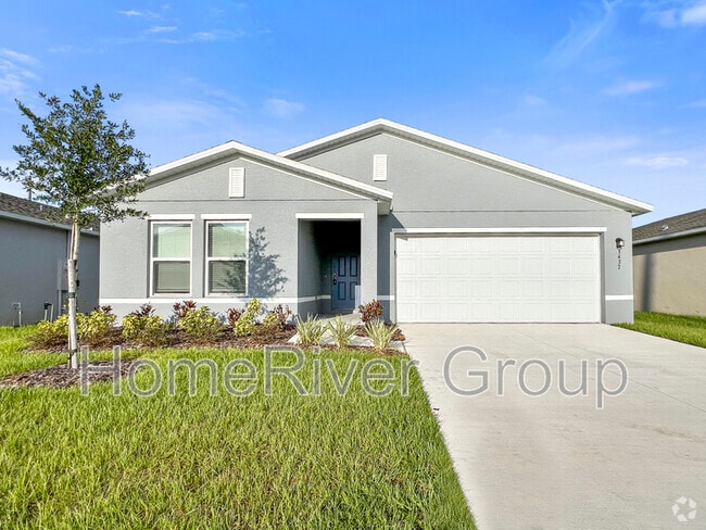 Building Photo - 3437 Dahlia Dr