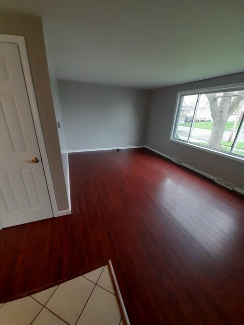 Primary Photo - 36 S Bellevue Ave