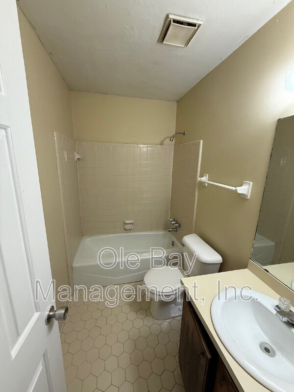 Foto del edificio - 929 Navco Rd