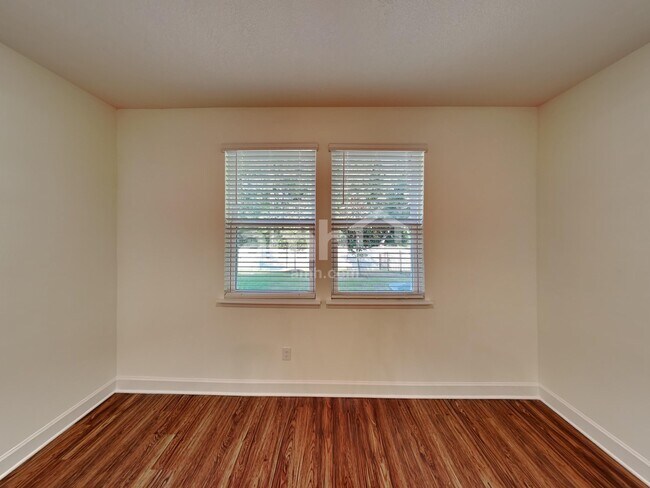 Building Photo - 8579 Belfort St