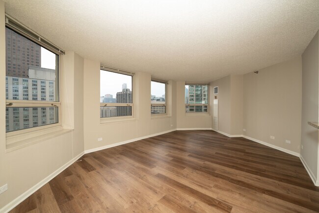 Foto del edificio - 750 N Rush St