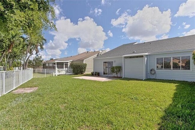 Building Photo - 8579 Dynasty Dr