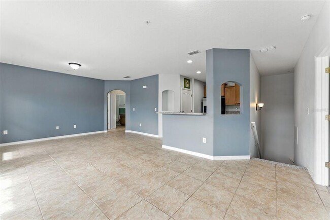 Foto del edificio - 6524 S Goldenrod Rd