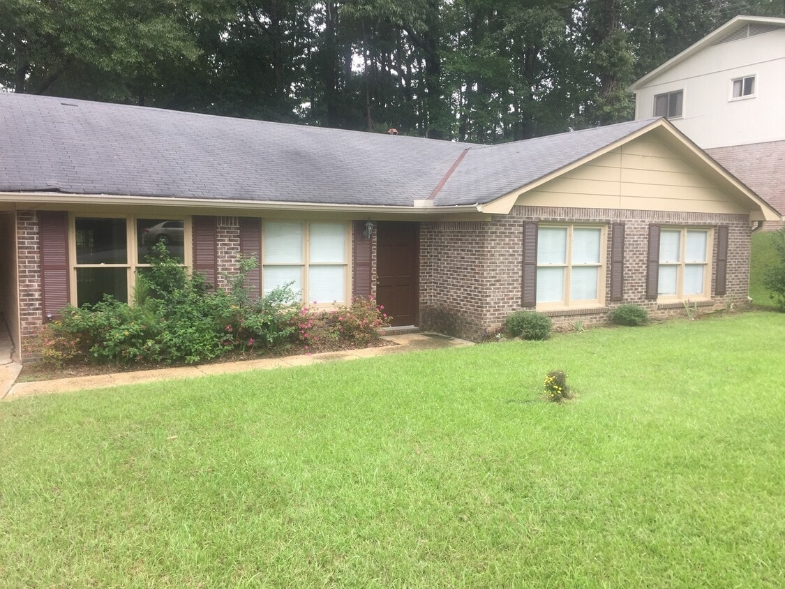 Photo - 5112 Briarcliff Drive Northport, AL 35473