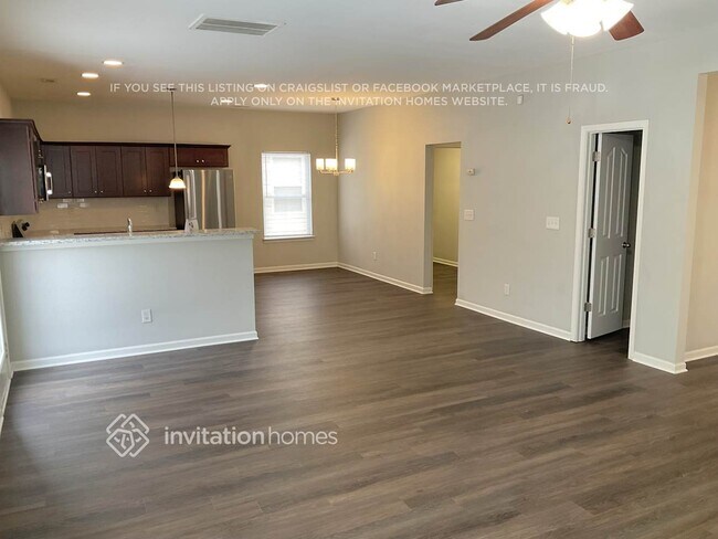 Foto del edificio - 13814 Purple Bloom Ln