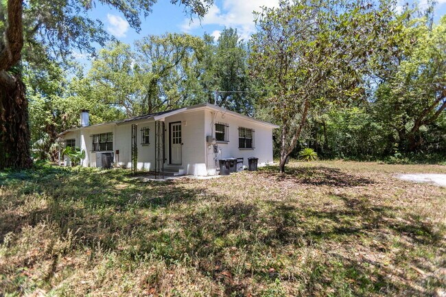 Foto del edificio - 4802 Lane Rd