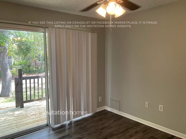 Building Photo - 1306 Gulfview Woods Ln
