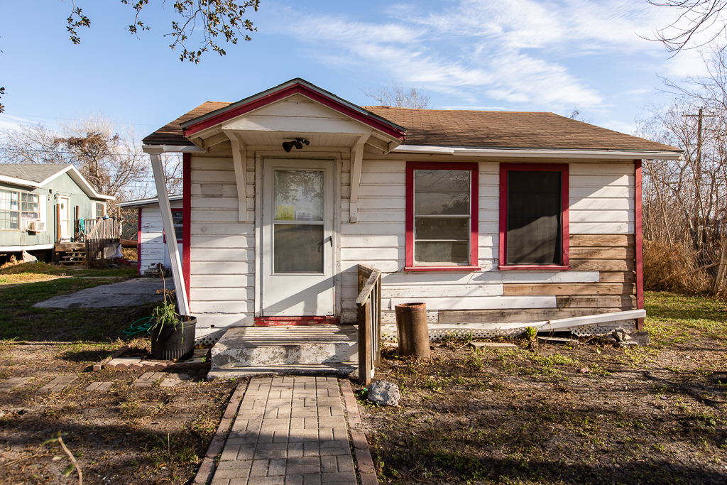 Primary Photo - 448 Peach St