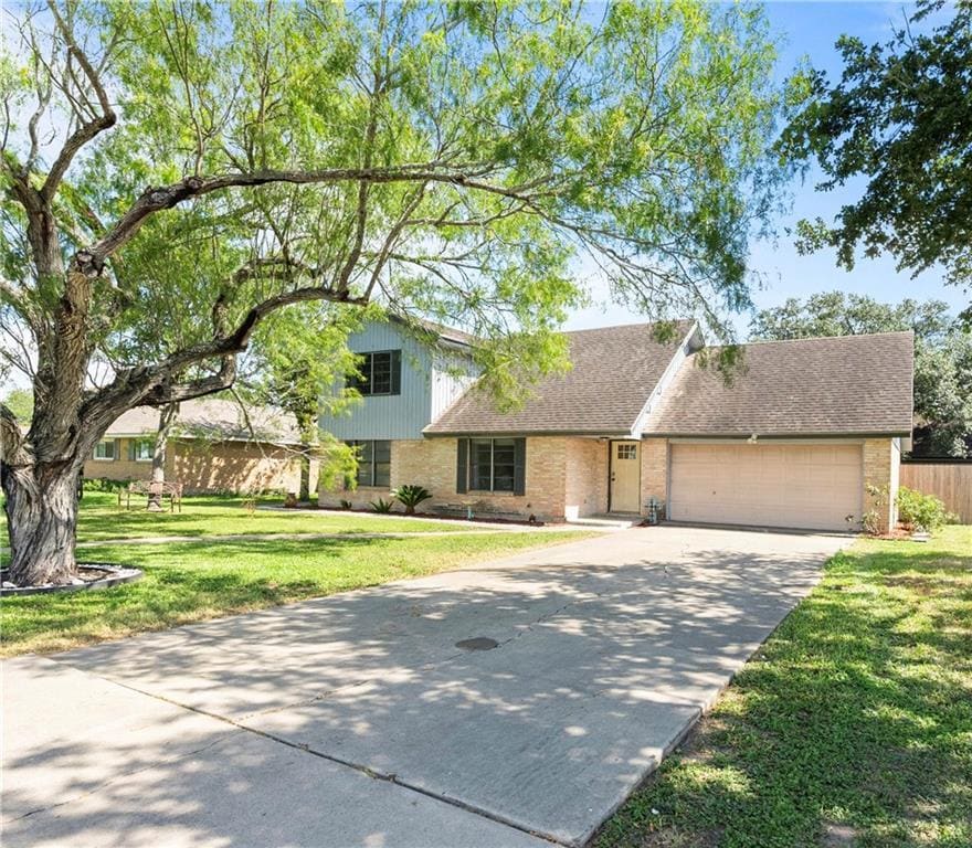 Foto principal - 607 E 11th St