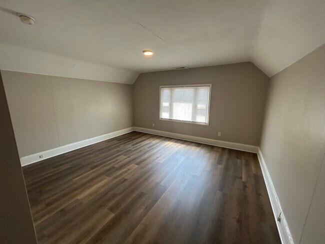 Foto del edificio - 856 E 21st St