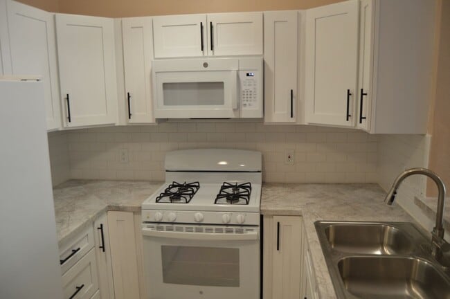 Building Photo - Charming 3-Bedroom Home for Rent in Winter Garden, FL