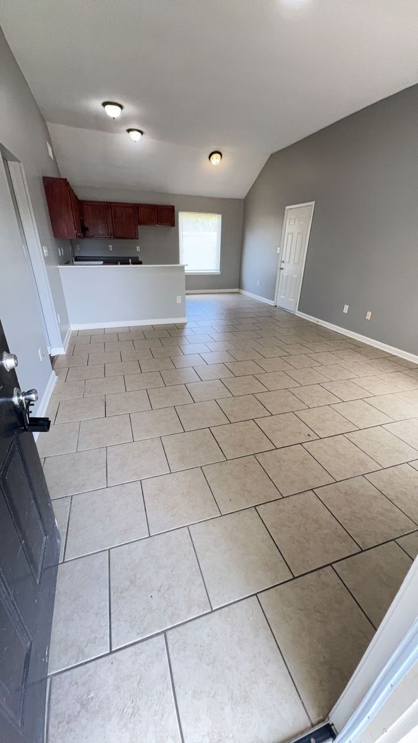 Foto del edificio - Charming 3 bedroom 2 bath home in Raleigh