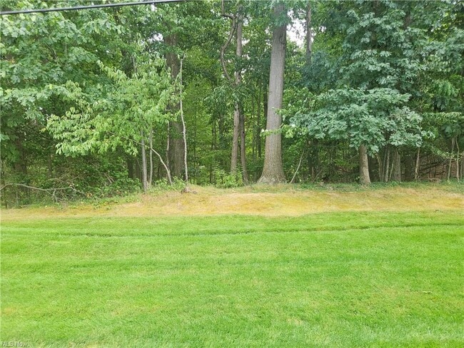 Building Photo - 7010 Carriage Hill Dr