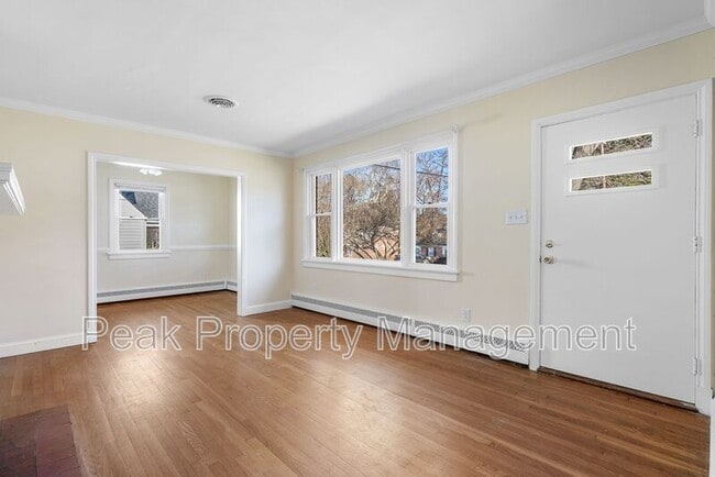 Building Photo - 7514 Woodman Rd