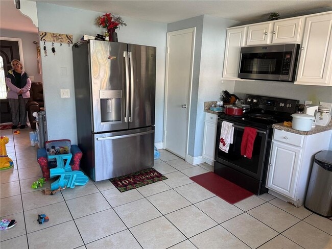 Building Photo - 6507 Amundson Ct