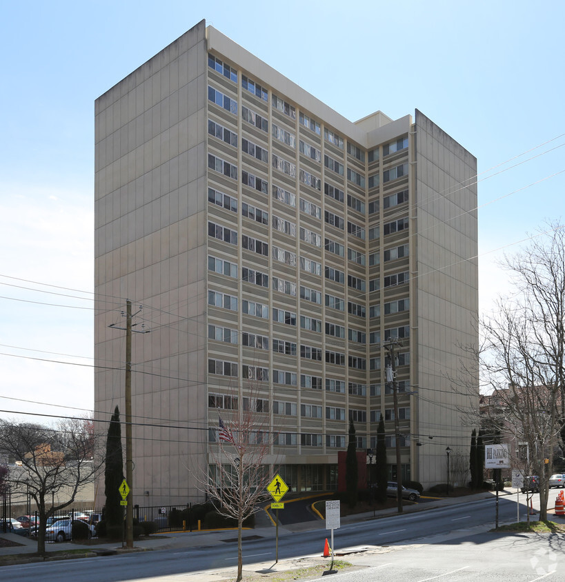 Building Photo - Juniper & 10th Highrise