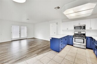 Building Photo - 3009 N Blue Fin Cir