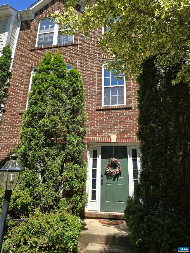 Building Photo - 927 Bing Ln