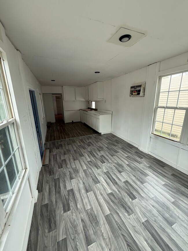 Building Photo - 920 Boardwalk Ln