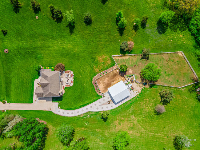 Building Photo - 7271 Orchard Valley Dr