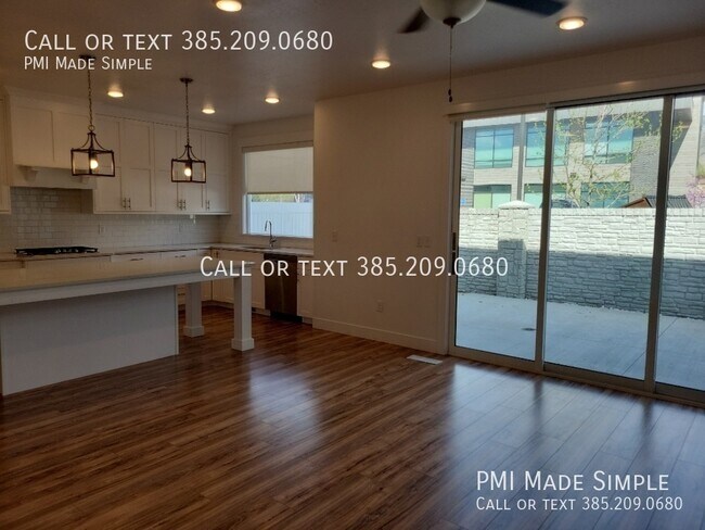 Foto del edificio - 10884 N Slate Ln