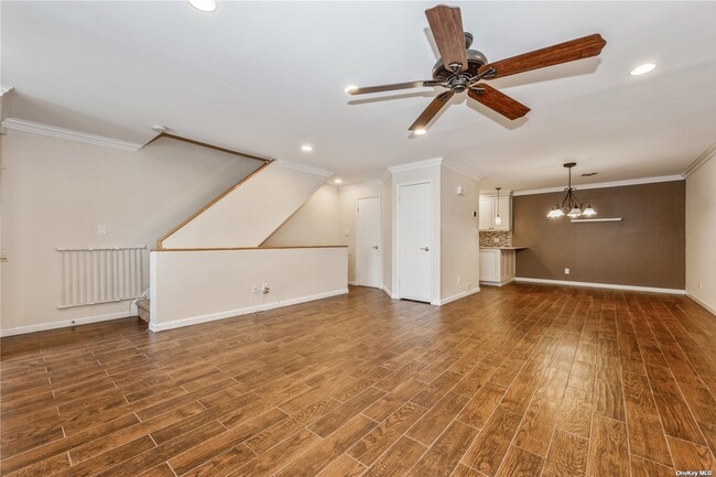 Building Photo - 146 I U Willets Rd