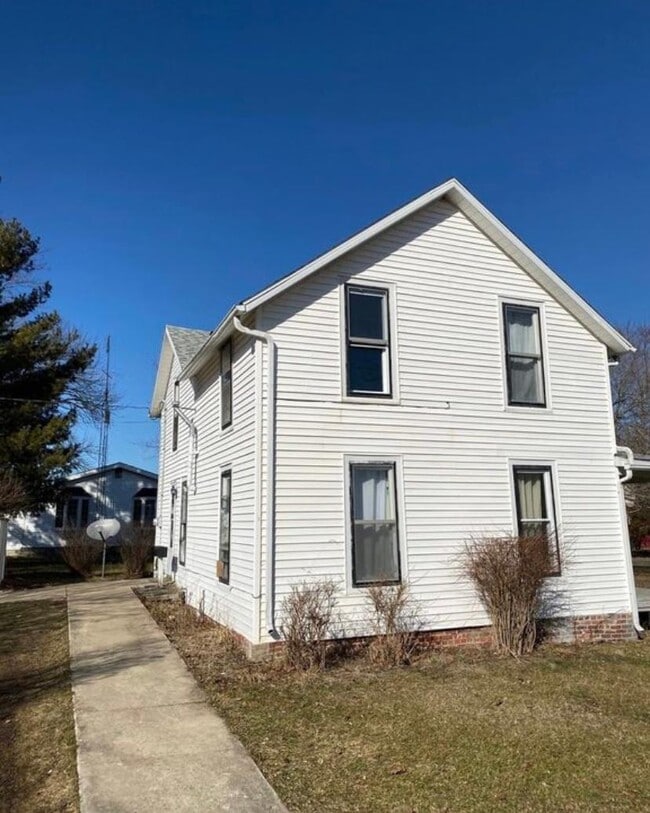 Building Photo - 128 S Dixon St