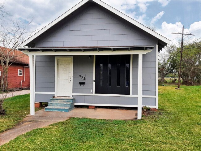 Foto del edificio - 932 Dallas Ave