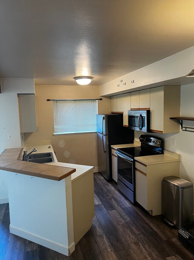 Building Photo - 60 S Boulder Cir