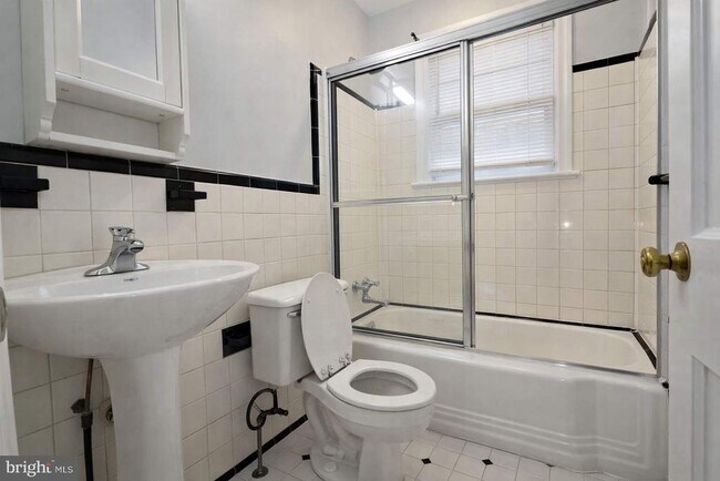 Foto del edificio - 9204 51st Ave