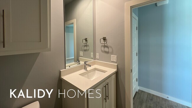 Foto del edificio - 17611 Natalie Ct