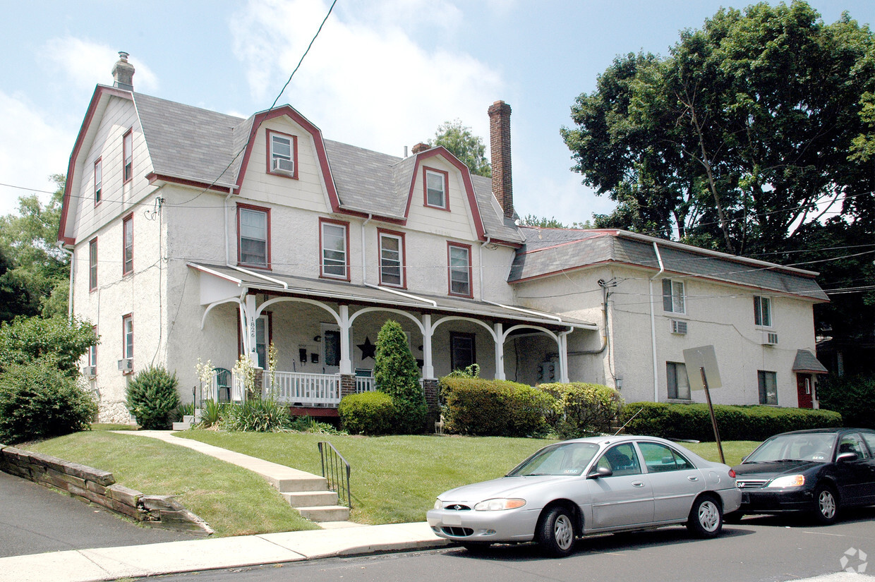 Building Photo - 1826-1832 Horace Ave