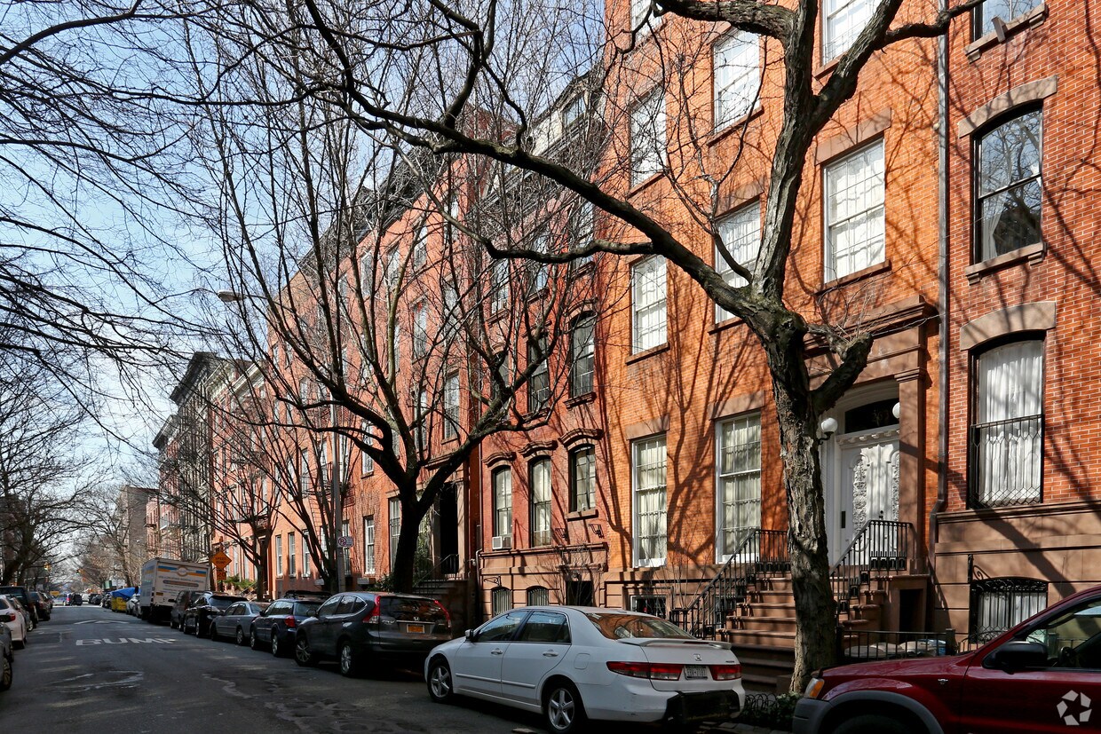 Foto del edificio - 265 W 11th St
